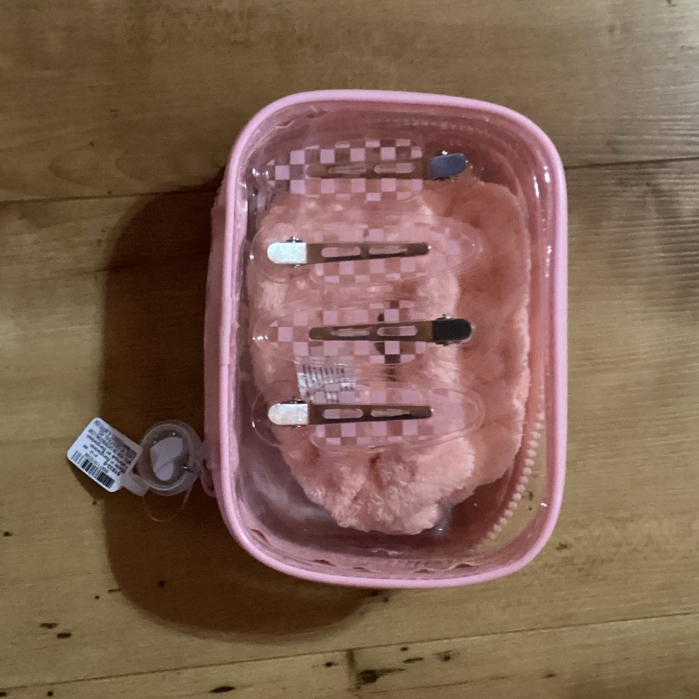Claire's Soft Pink Organizer Pouch